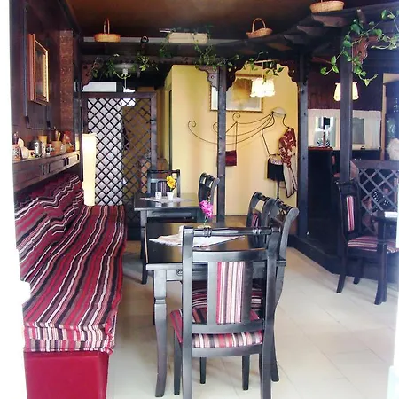 Woman Center 3* Shkodër