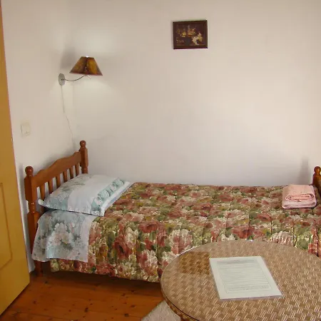 Woman Center Bed and Breakfast 3*
